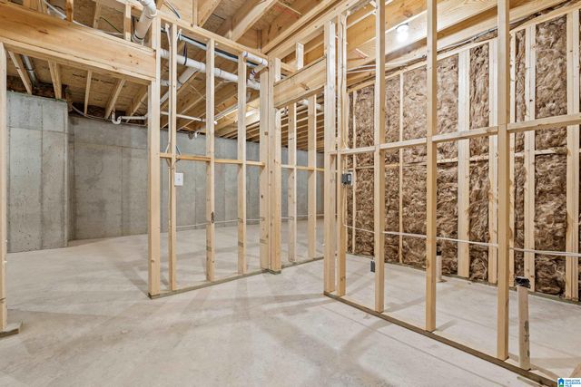 658 LIME CREEK WAY, Chelsea, AL 35043