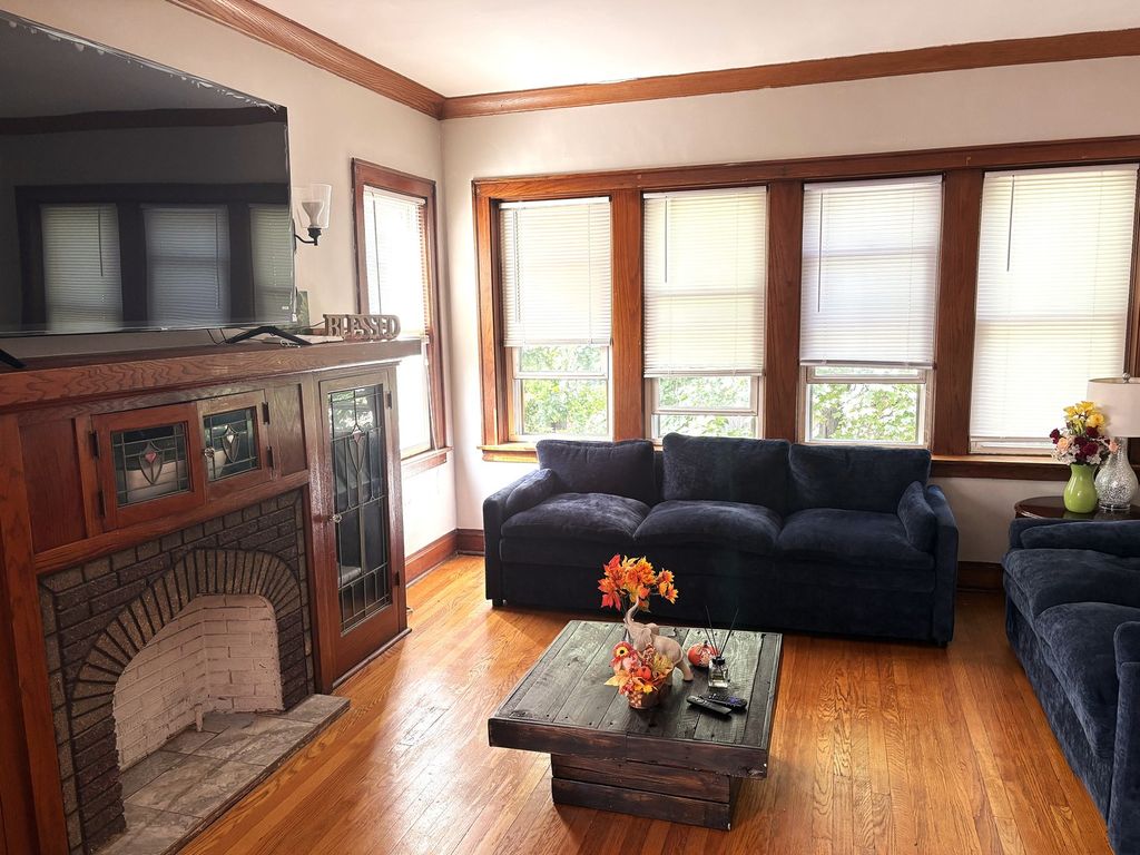 1909 Wesley Avenue, Berwyn, IL 60402 — photo 3