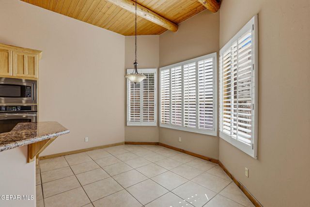 1240 CALLE LAGO Drive, El Paso, TX 79912