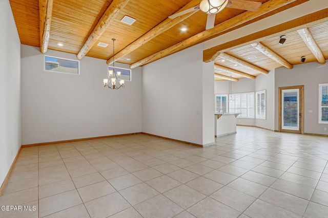 1240 CALLE LAGO Drive, El Paso, TX 79912