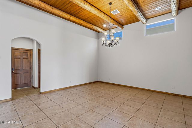 1240 CALLE LAGO Drive, El Paso, TX 79912