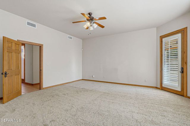 1240 CALLE LAGO Drive, El Paso, TX 79912