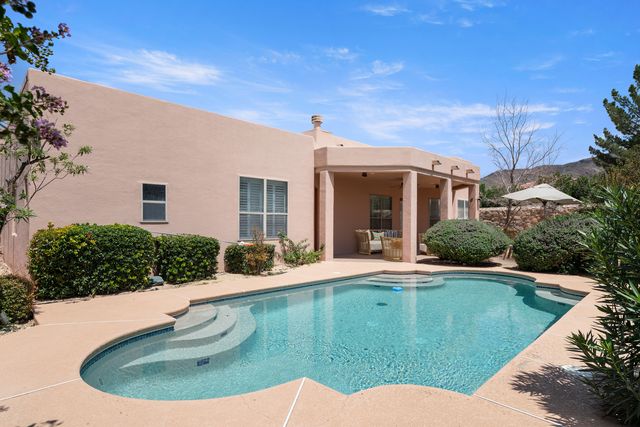 1240 CALLE LAGO Drive, El Paso, TX 79912