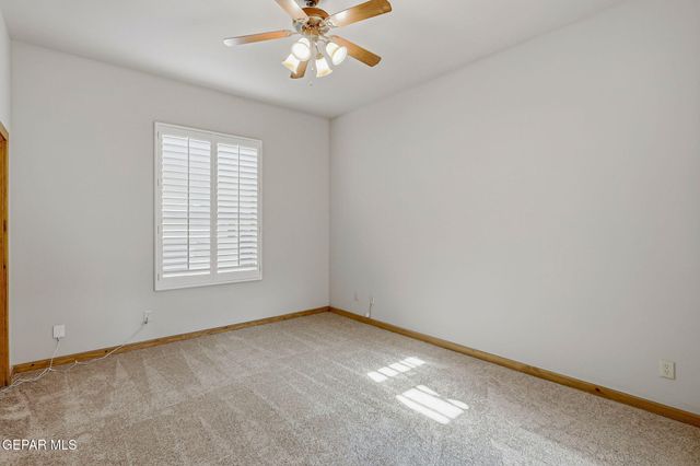 1240 CALLE LAGO Drive, El Paso, TX 79912