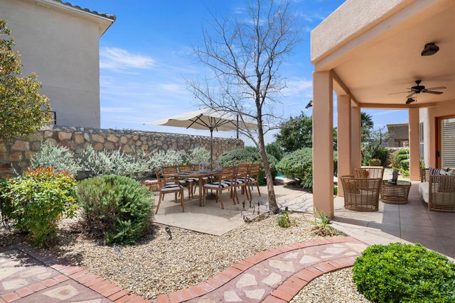 1240 CALLE LAGO Drive, El Paso, TX 79912