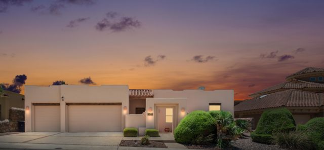 1240 CALLE LAGO Drive, El Paso, TX 79912