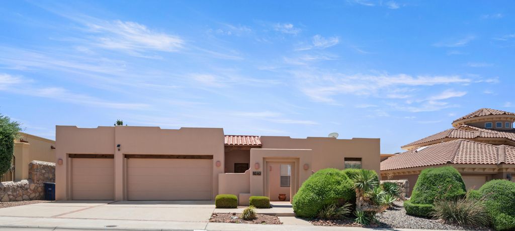 1240 CALLE LAGO Drive, El Paso, TX 79912