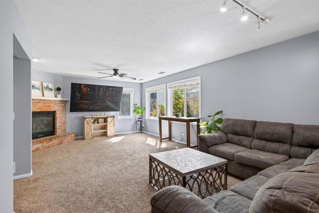 16025 Grove Trail, Lakeville, MN 55044