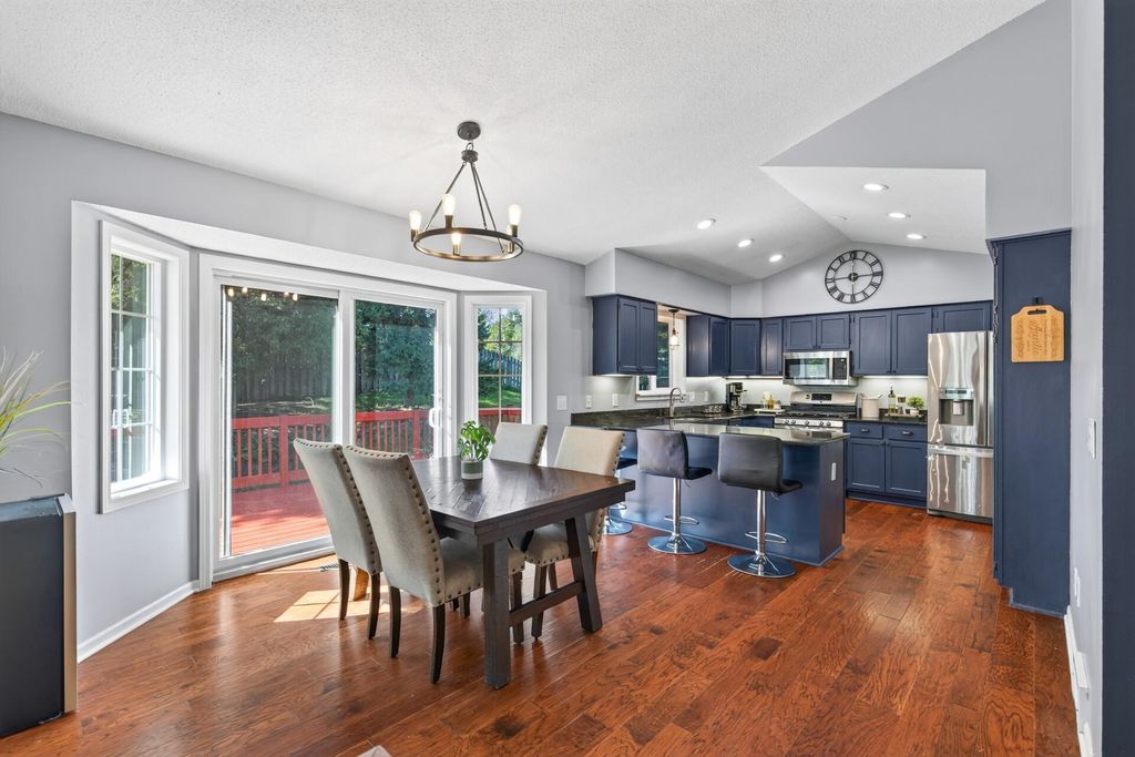 16025 Grove Trail, Lakeville, MN 55044 — exterior