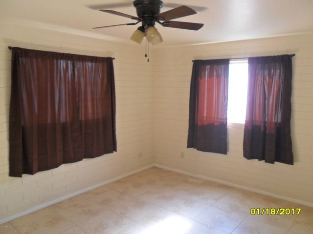 11363 N 113th Avenue, Youngtown, AZ 85363