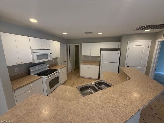 1405 W 13th ST, Lehigh Acres, FL 33972