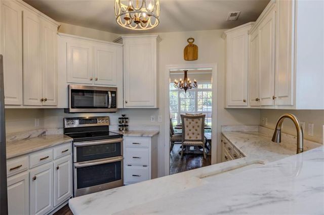 51 Ashley Oaks Trail, Rome, GA 30165