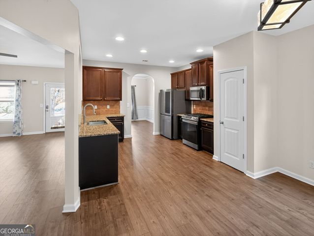 57 Matador Way, Newnan, GA 30263