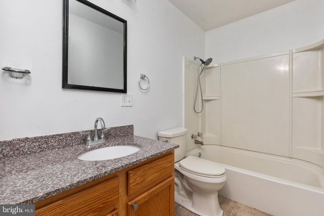 58 SOUTH ST, Kearneysville, WV 25430
