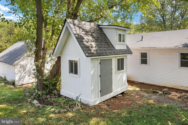 58 SOUTH ST, Kearneysville, WV 25430
