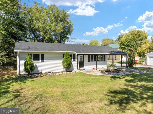 58 SOUTH ST, Kearneysville, WV 25430