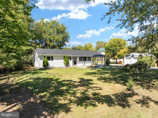 58 SOUTH ST, Kearneysville, WV 25430