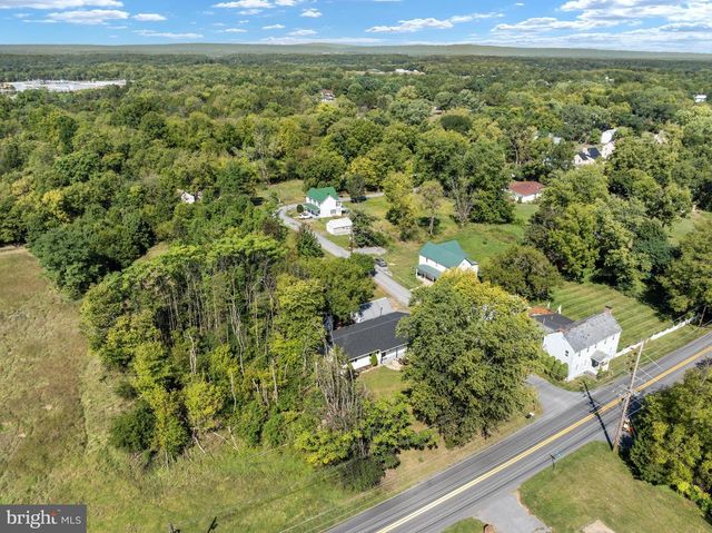 58 SOUTH ST, Kearneysville, WV 25430