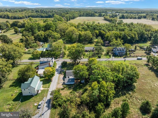 58 SOUTH ST, Kearneysville, WV 25430