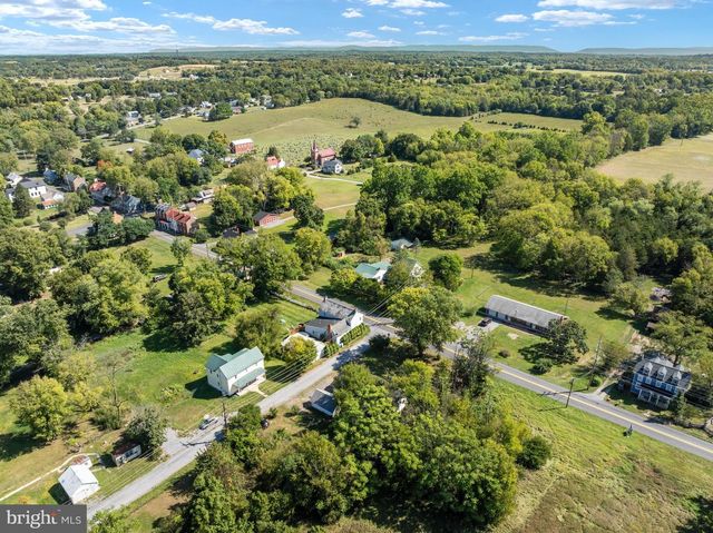 58 SOUTH ST, Kearneysville, WV 25430