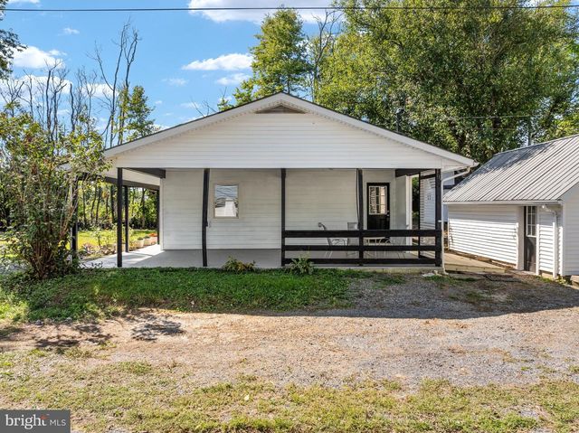 58 SOUTH ST, Kearneysville, WV 25430