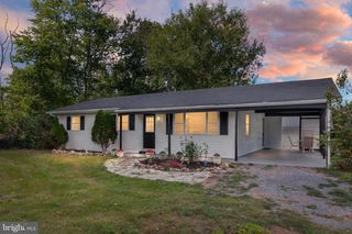 58 SOUTH ST, Kearneysville, WV 25430