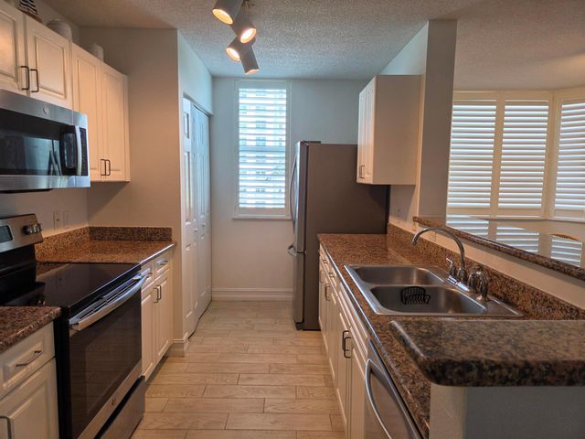 3606 S OCEAN Boulevard 401, Highland Beach, FL 33487