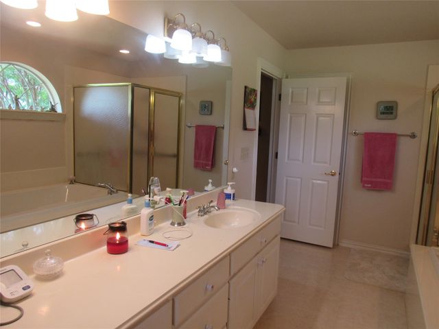 404 County Road 260, Gainesville, TX 76240