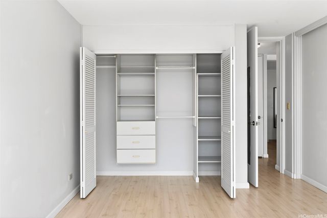 4300 Waialae Avenue A2002, Honolulu, HI 96816