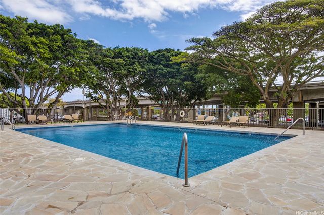 4300 Waialae Avenue A2002, Honolulu, HI 96816