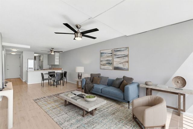 4300 Waialae Avenue A2002, Honolulu, HI 96816