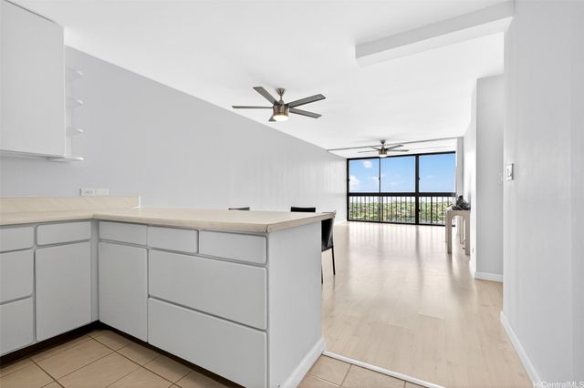 4300 Waialae Avenue A2002, Honolulu, HI 96816