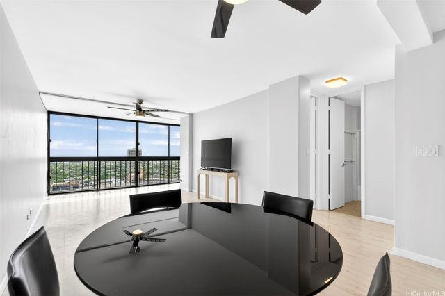 4300 Waialae Avenue A2002, Honolulu, HI 96816