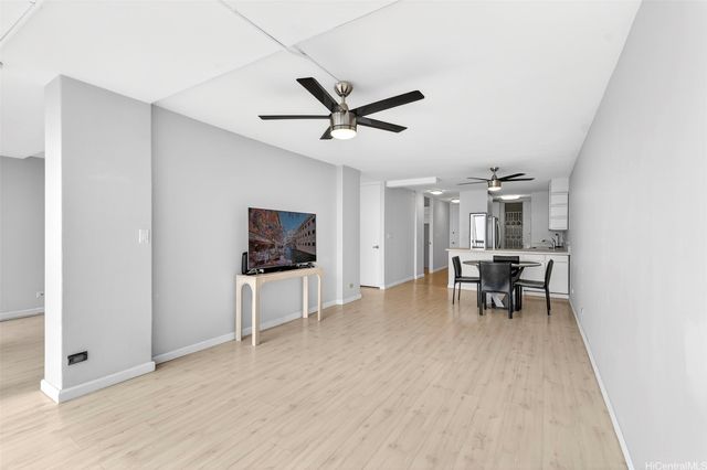 4300 Waialae Avenue A2002, Honolulu, HI 96816