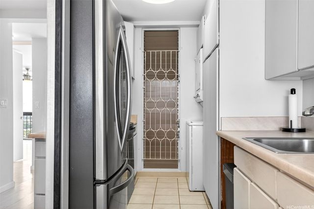 4300 Waialae Avenue A2002, Honolulu, HI 96816