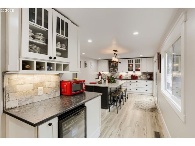 2167 Se MEADOW Ct, Gresham, OR 97080