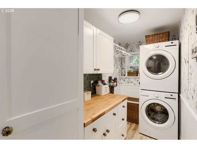 2167 Se MEADOW Ct, Gresham, OR 97080