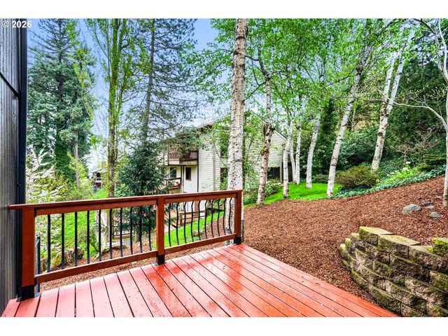 2167 Se MEADOW Ct, Gresham, OR 97080