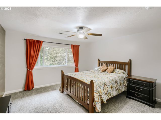 2167 Se MEADOW Ct, Gresham, OR 97080