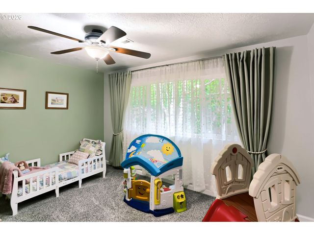 2167 Se MEADOW Ct, Gresham, OR 97080