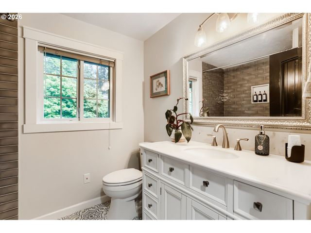 2167 Se MEADOW Ct, Gresham, OR 97080