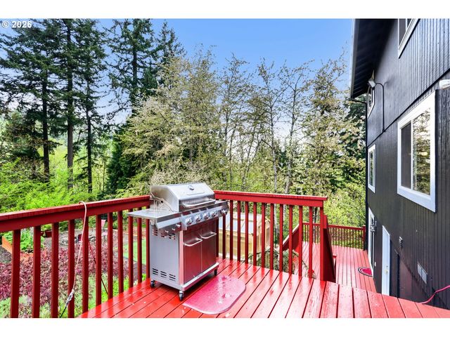 2167 Se MEADOW Ct, Gresham, OR 97080