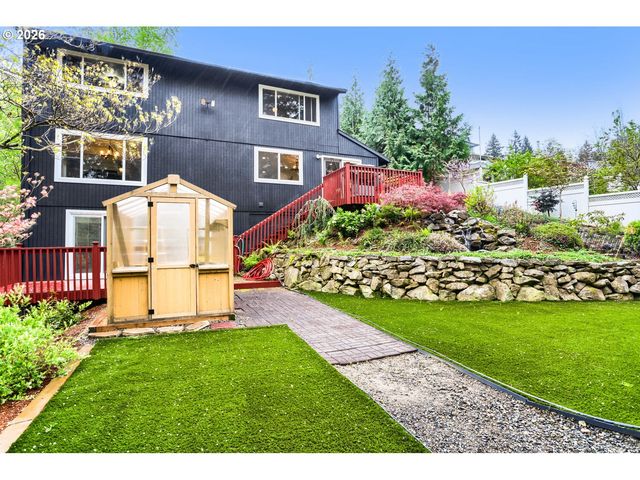 2167 Se MEADOW Ct, Gresham, OR 97080