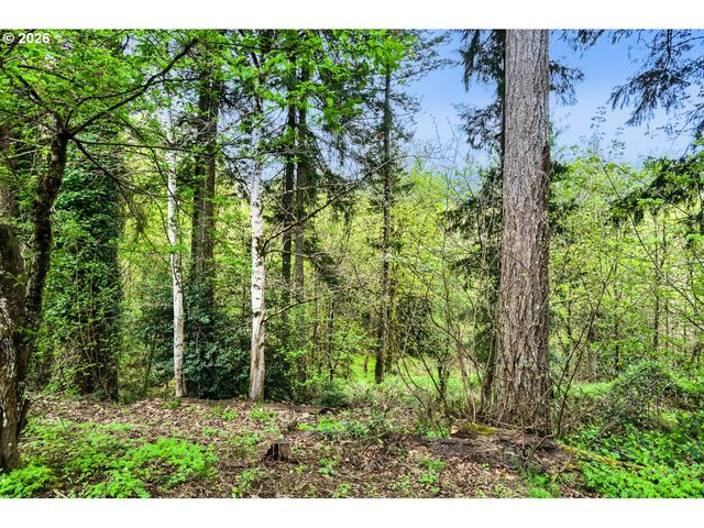 2167 Se MEADOW Ct, Gresham, OR 97080