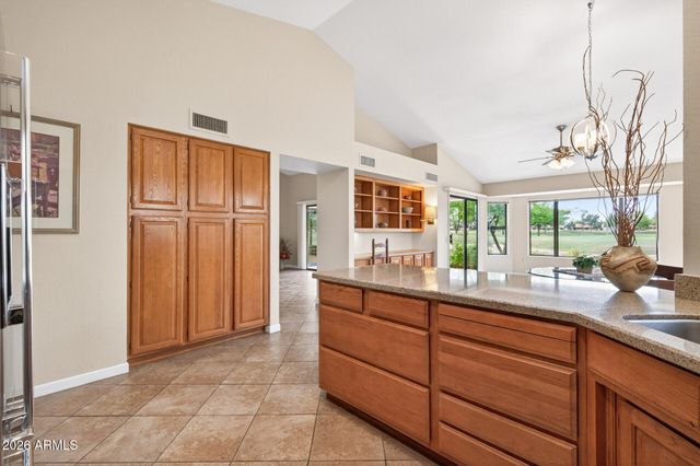 13652 W GREENVIEW Drive, Sun City West, AZ 85375