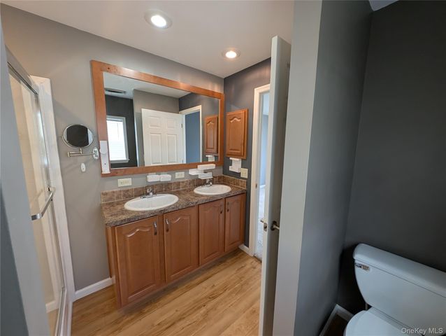 201 Brittany Terrace 201, Rock Tavern, NY 12575