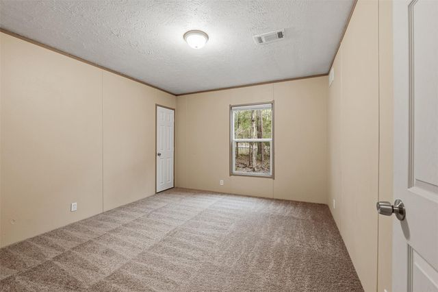 800 Rock Creek Drive, Willis, TX 77378