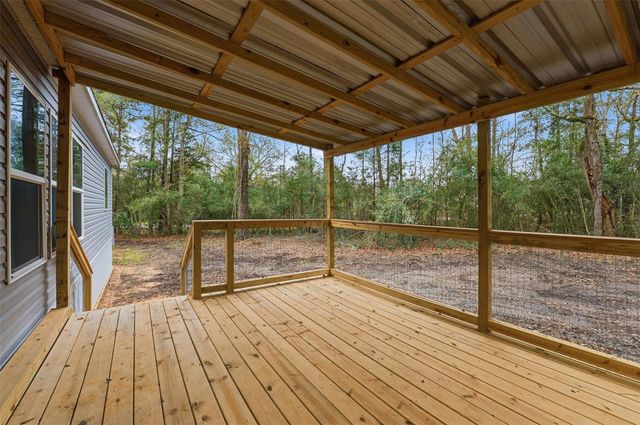 800 Rock Creek Drive, Willis, TX 77378