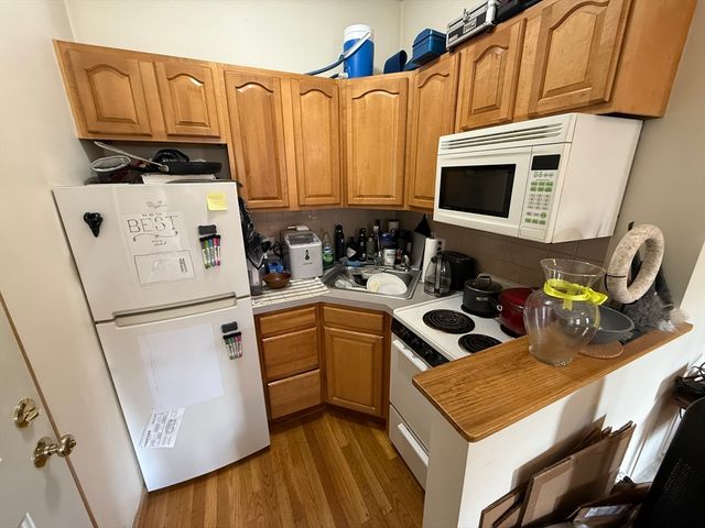 712 Commonwealth Avenue 3, Boston, MA 02215