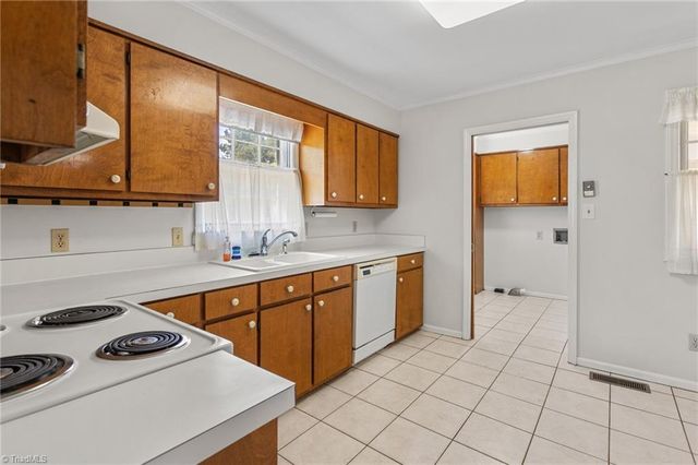 821 Parliament Street, High Point, NC 27265